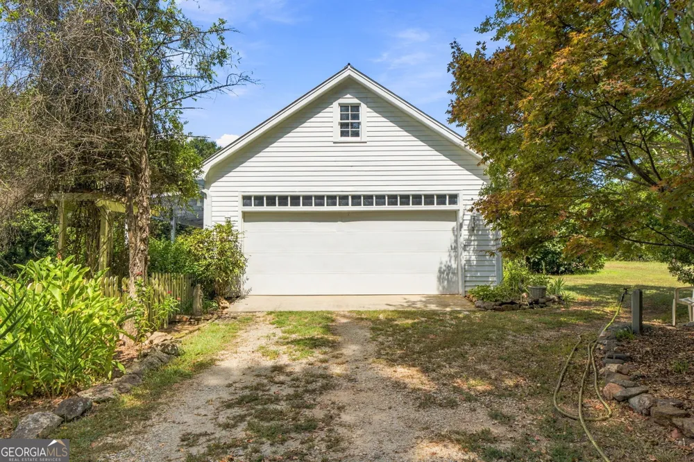1834 Highway 16 W Jackson, GA 30233