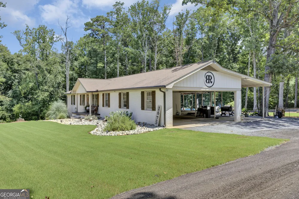 1675 Alcovy Trestle RD Social Circle, GA 30025