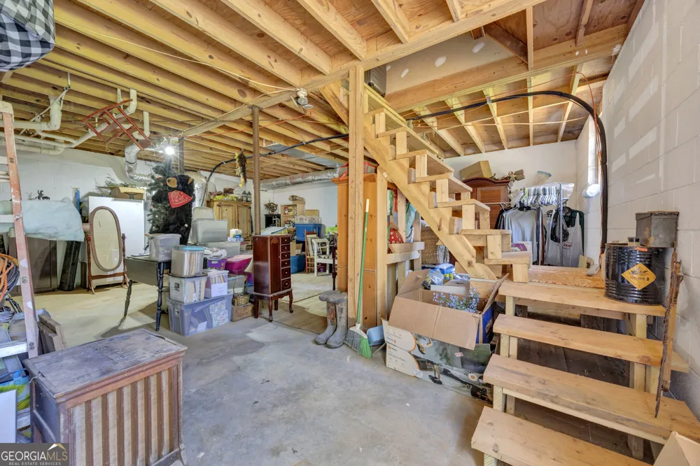 1675 Alcovy Trestle RD Social Circle, GA 30025