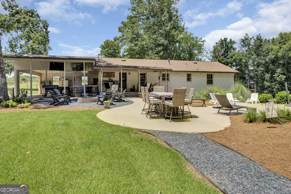 1675 Alcovy Trestle RD Social Circle, GA 30025