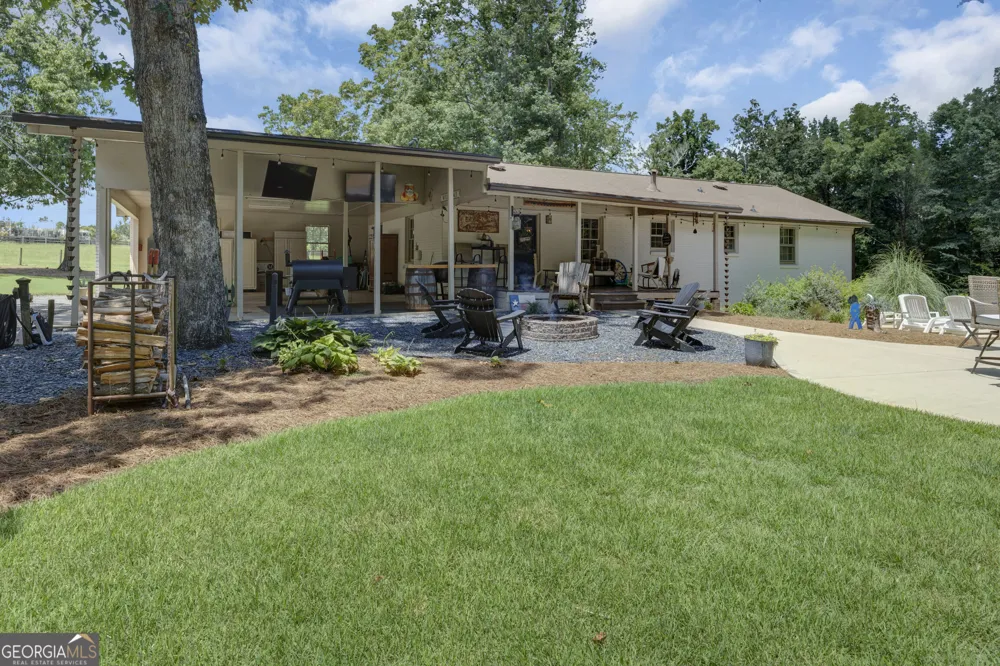 1675 Alcovy Trestle RD Social Circle, GA 30025