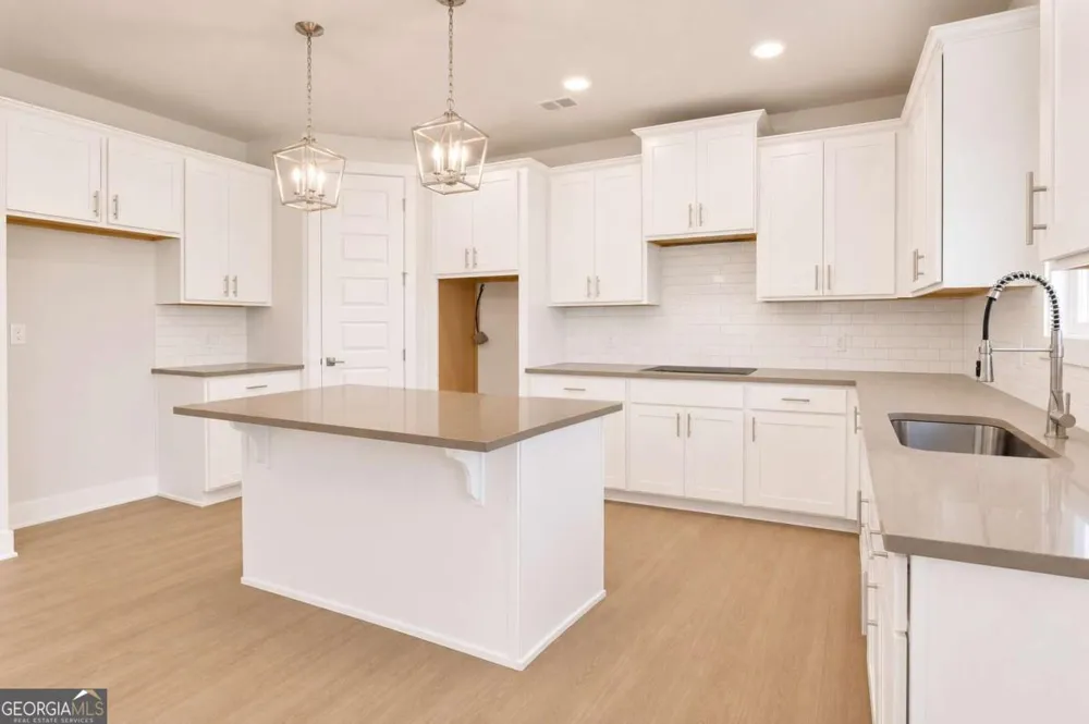 108 SE Patillo MNR Stockbridge, GA 30281