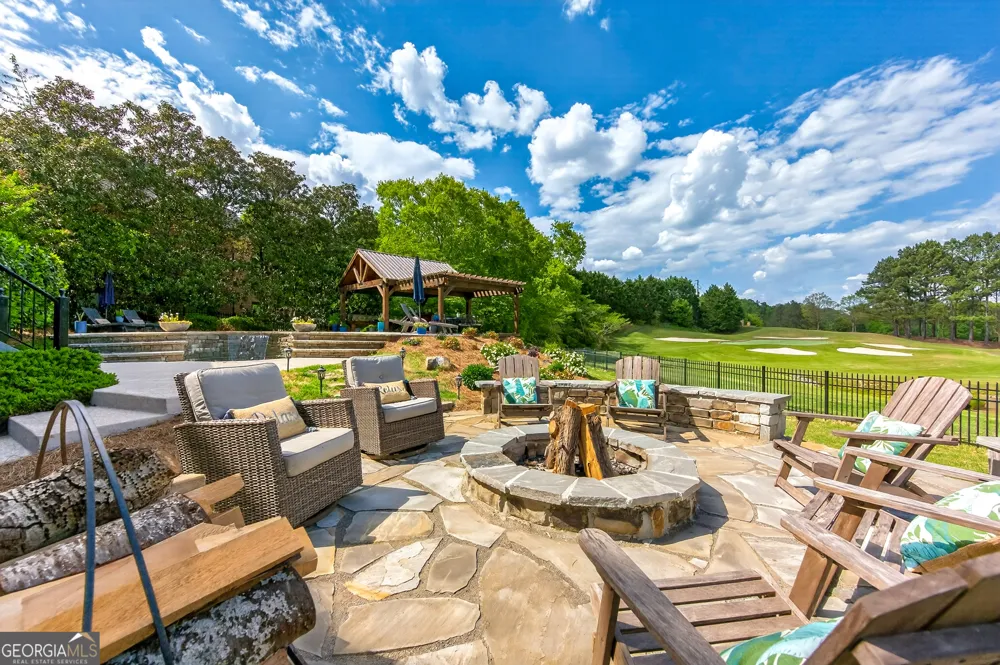 5925 Stoneleigh DR Suwanee, GA 30024