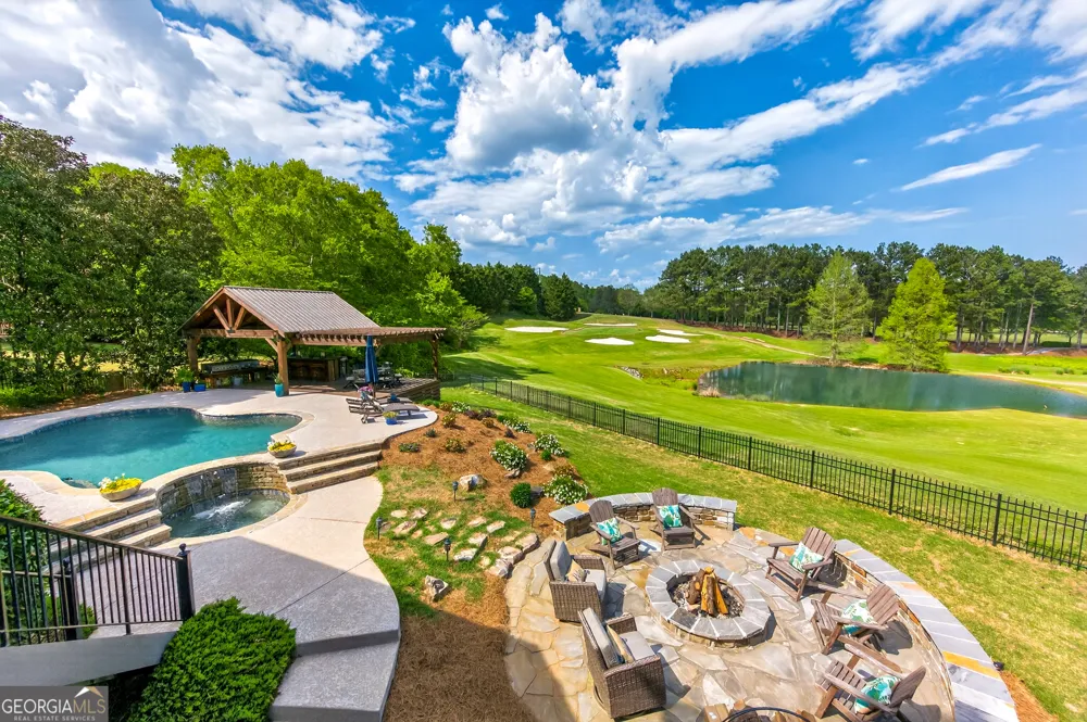 5925 Stoneleigh DR Suwanee, GA 30024