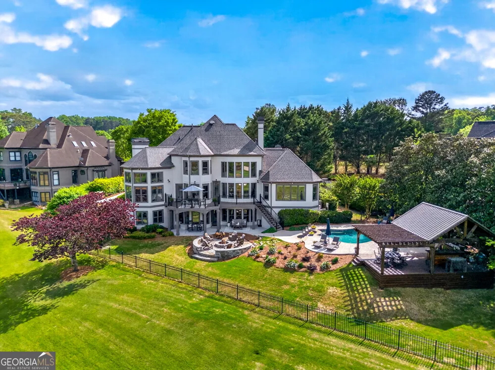 5925 Stoneleigh DR Suwanee, GA 30024