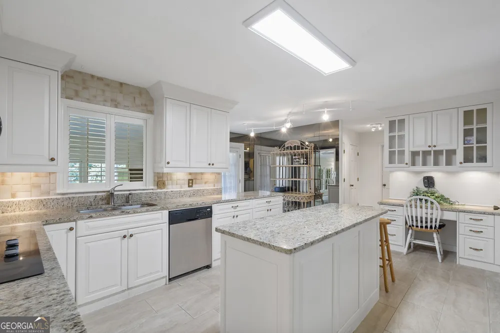 7455 Princeton TRCE Sandy Springs, GA 30328