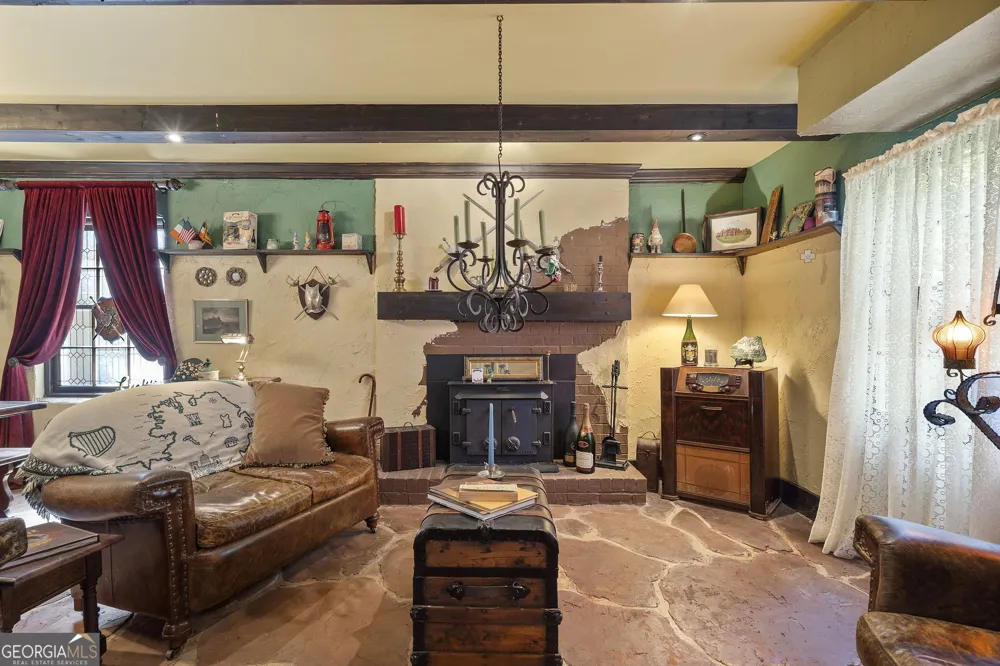 7455 Princeton TRCE Sandy Springs, GA 30328