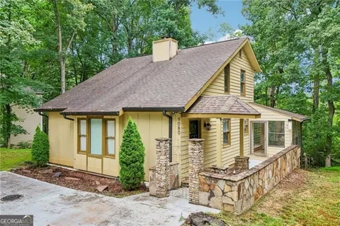 9080 Pine Tree CIR