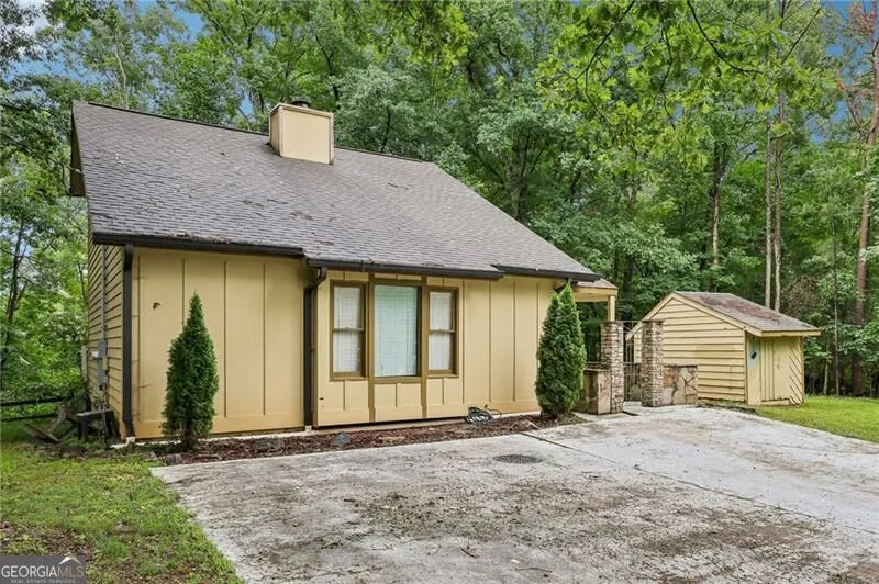 9080 Pine Tree CIR Gainesville, GA 30506