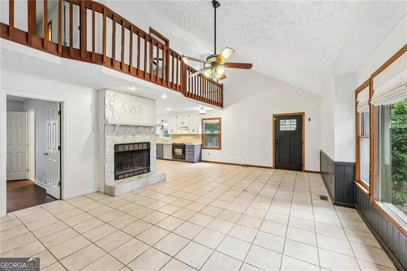9080 Pine Tree CIR Gainesville, GA 30506