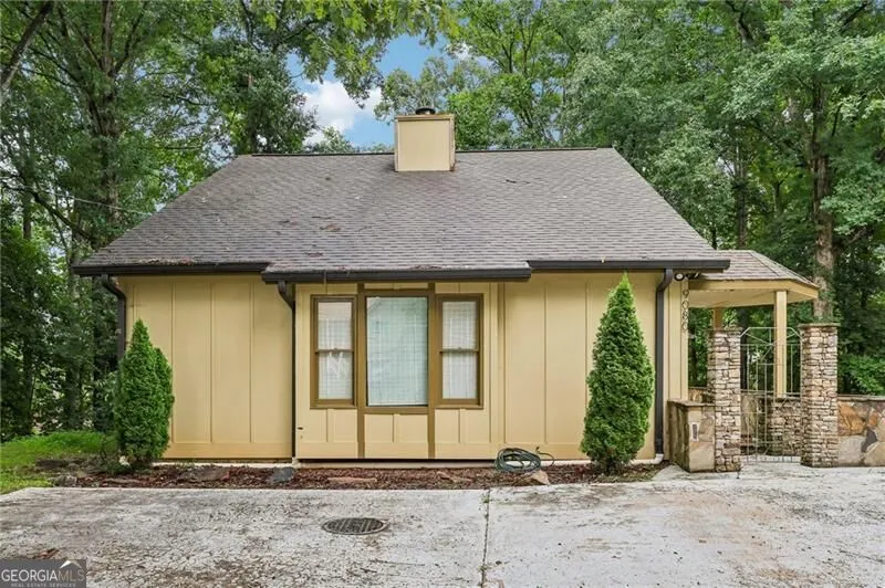 9080 Pine Tree CIR Gainesville, GA 30506