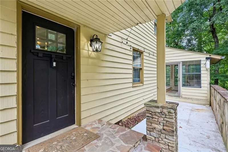 9080 Pine Tree CIR Gainesville, GA 30506
