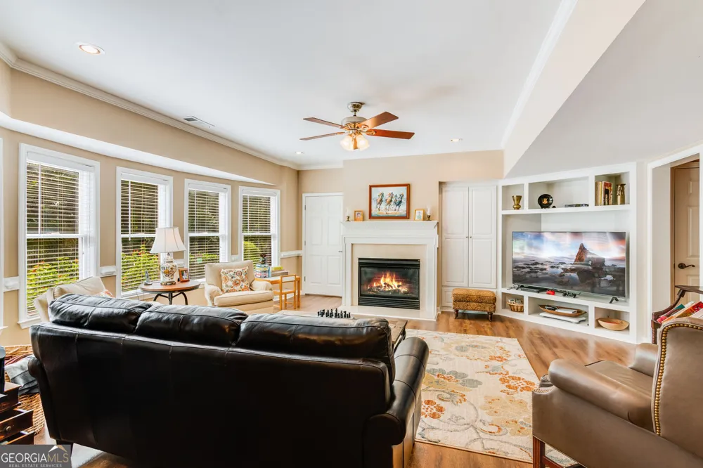 116 Riverview DR Suwanee, GA 30024
