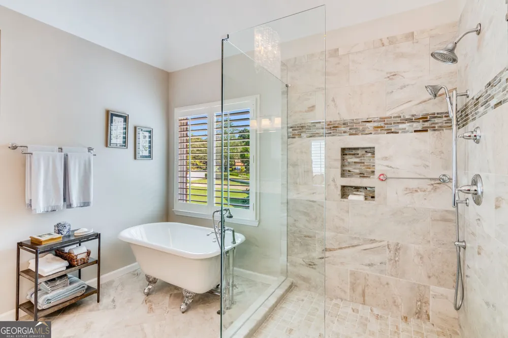 116 Riverview DR Suwanee, GA 30024