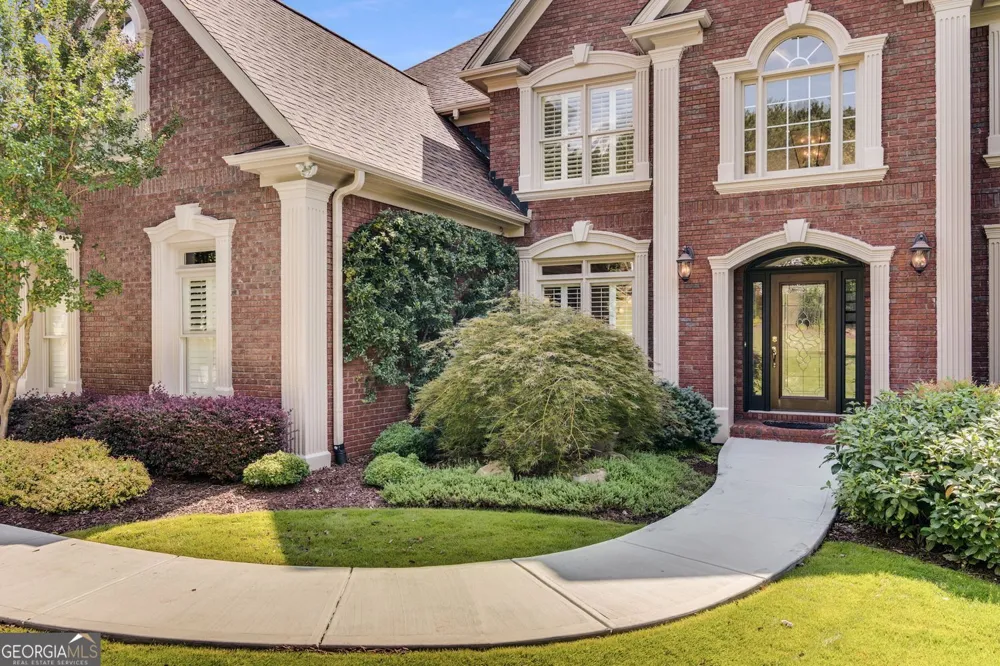 116 Riverview DR Suwanee, GA 30024
