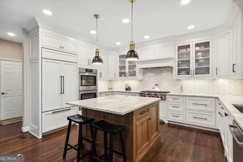 116 Riverview DR Suwanee, GA 30024