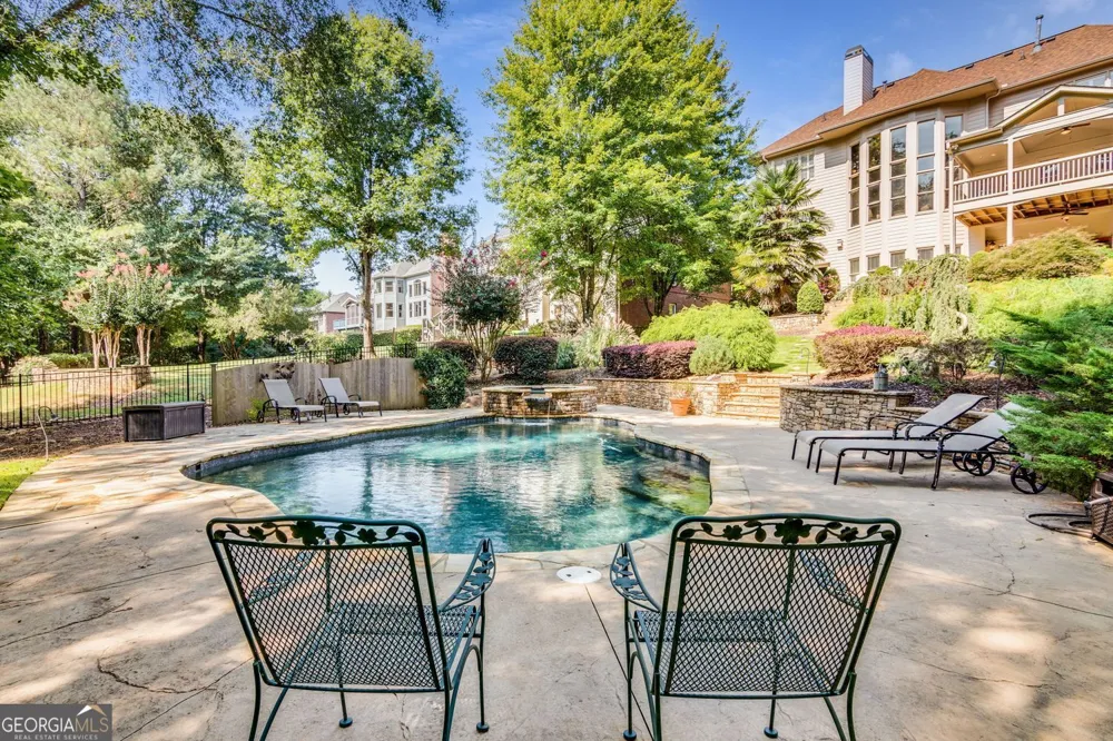 116 Riverview DR Suwanee, GA 30024
