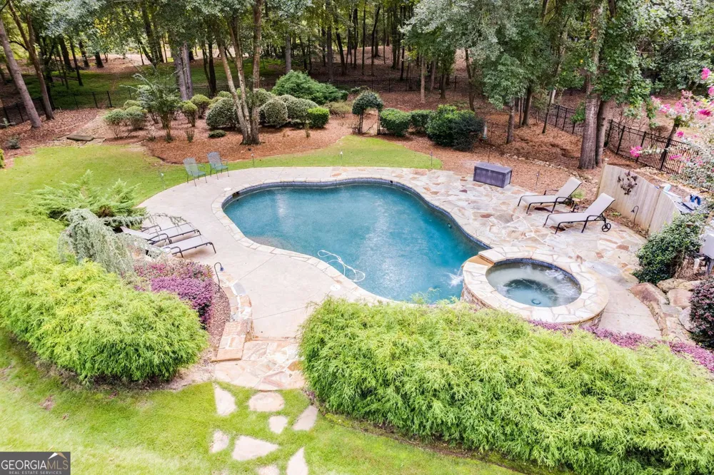 116 Riverview DR Suwanee, GA 30024