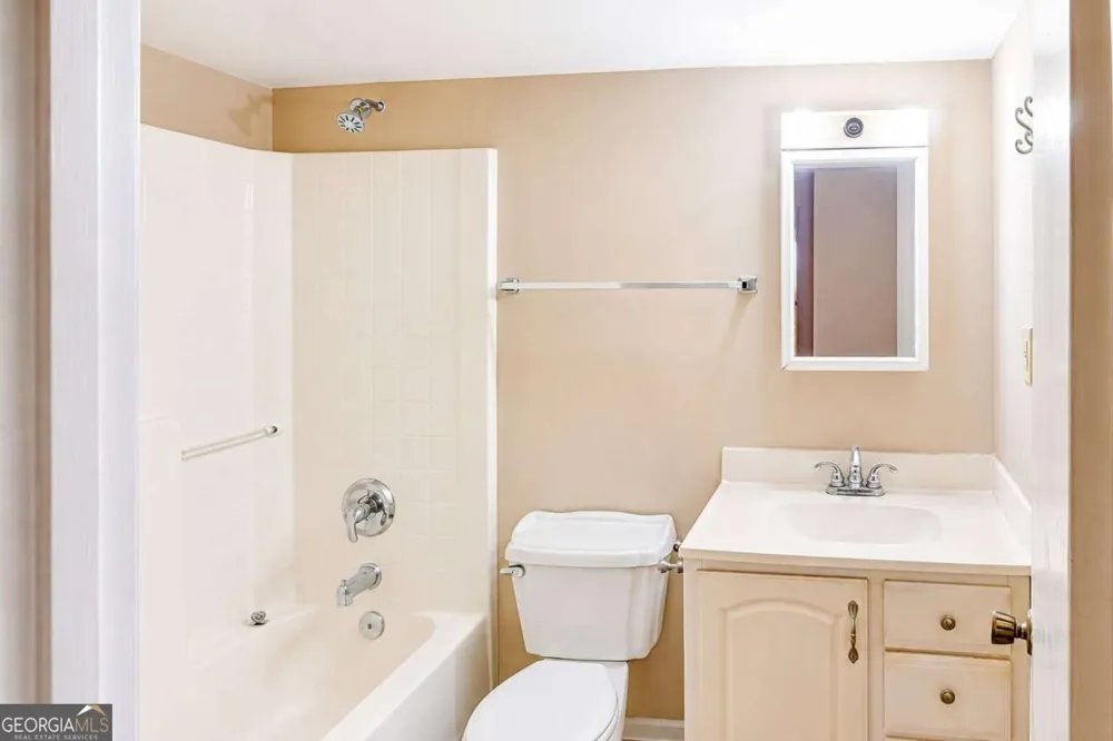 220 Winding Stream TRL Hampton, GA 30228