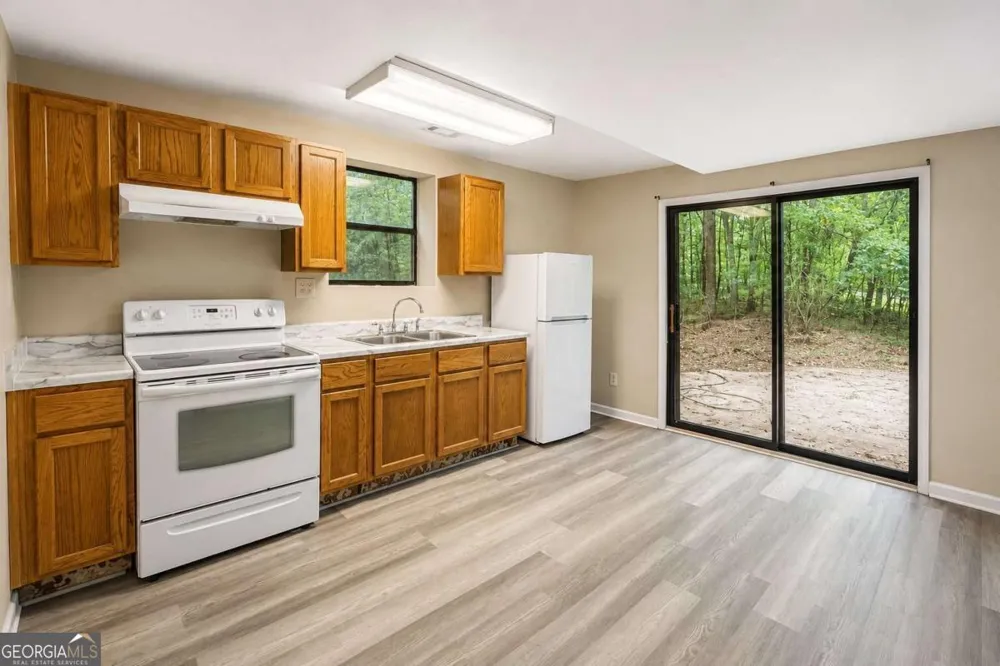 220 Winding Stream TRL Hampton, GA 30228