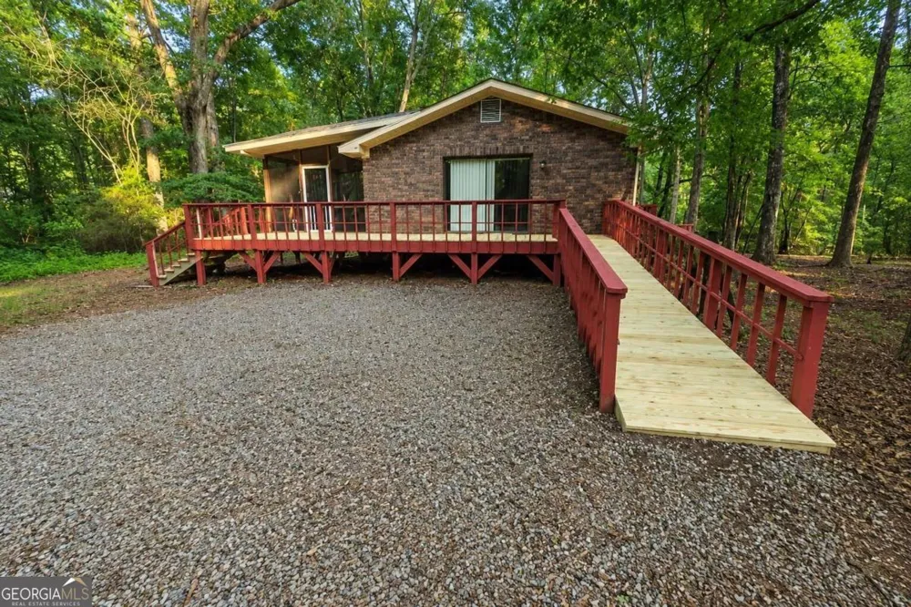 220 Winding Stream TRL Hampton, GA 30228