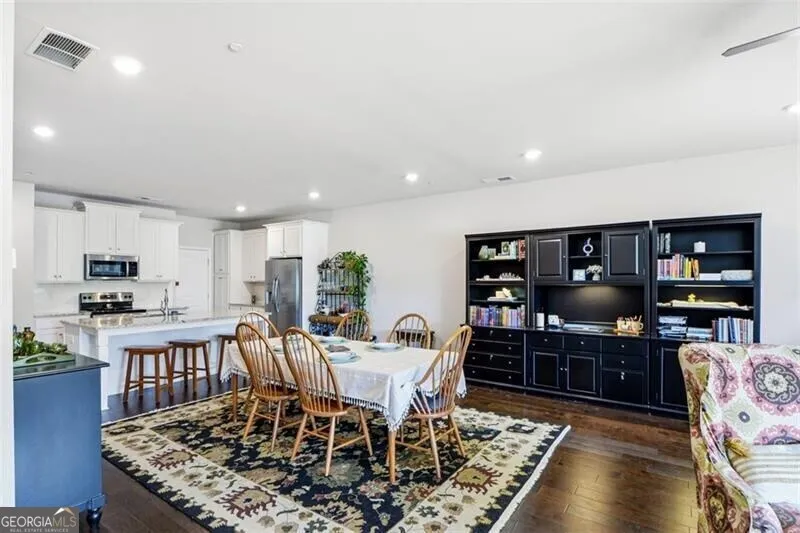 957 Shy LN Marietta, GA 30060