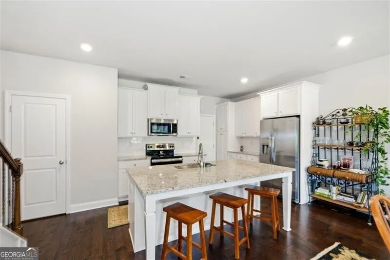957 Shy LN Marietta, GA 30060