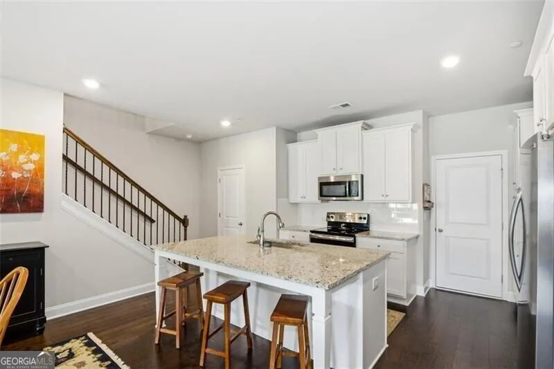 957 Shy LN Marietta, GA 30060