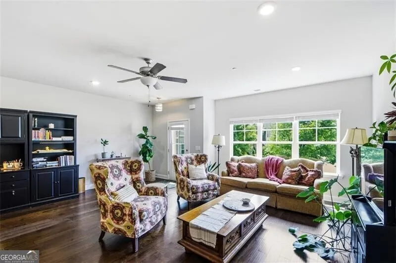 957 Shy LN Marietta, GA 30060
