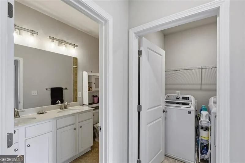 957 Shy LN Marietta, GA 30060