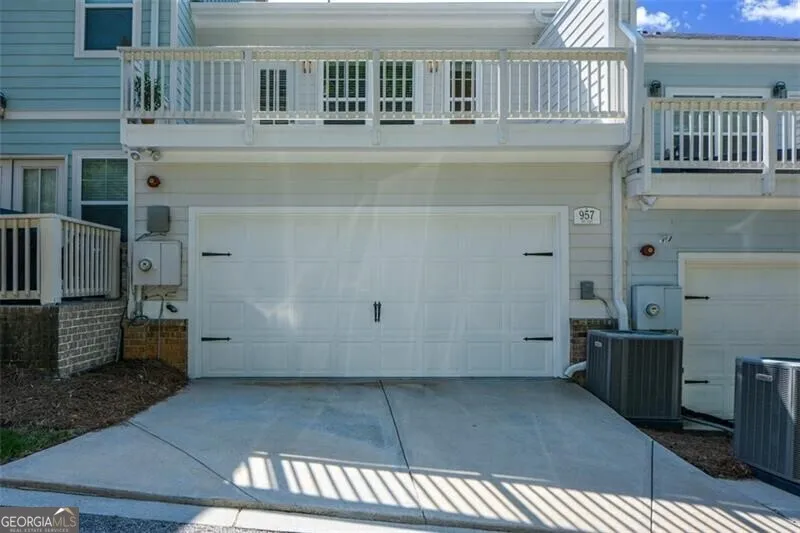 957 Shy LN Marietta, GA 30060