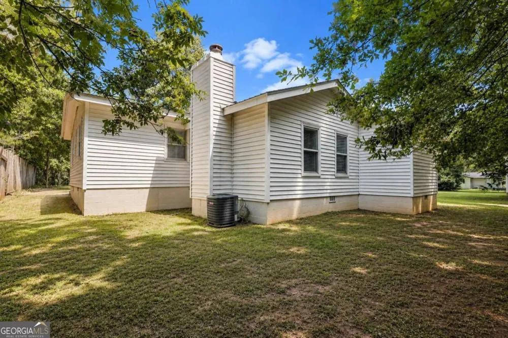 410 Coleman DR Statham, GA 30666
