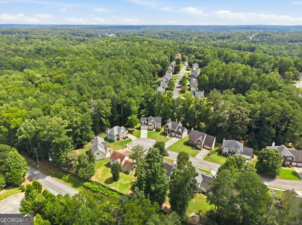 6870 Harbor Town WAY Stone Mountain, GA 30087