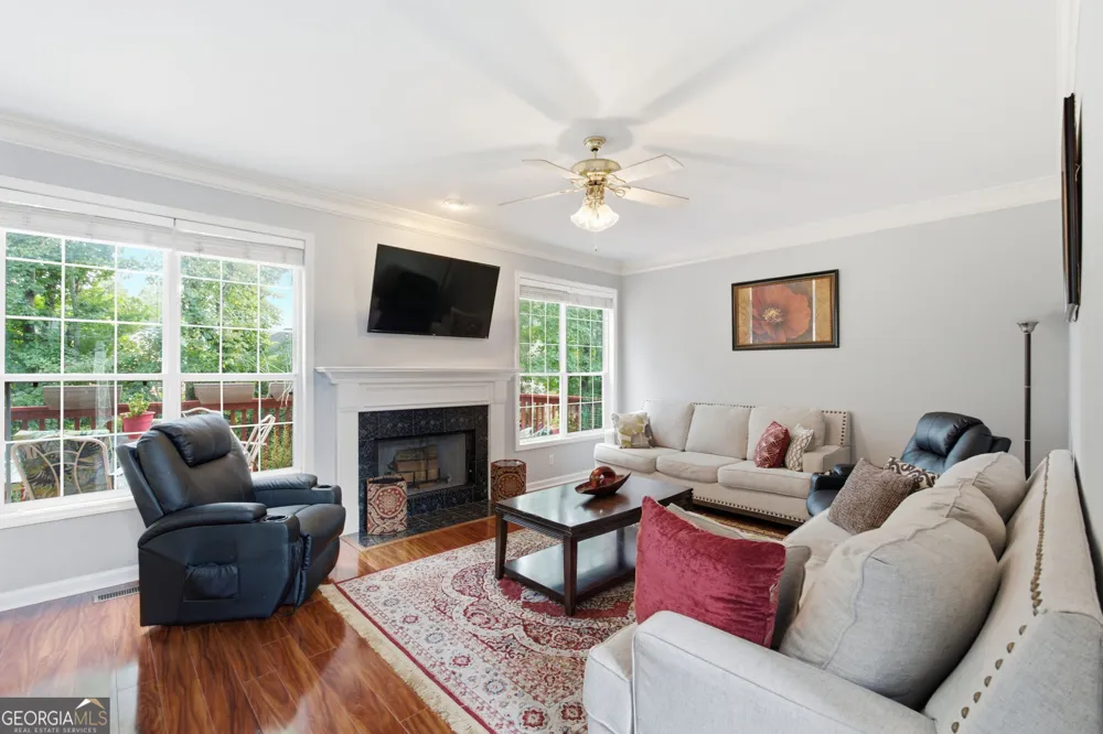 6870 Harbor Town WAY Stone Mountain, GA 30087