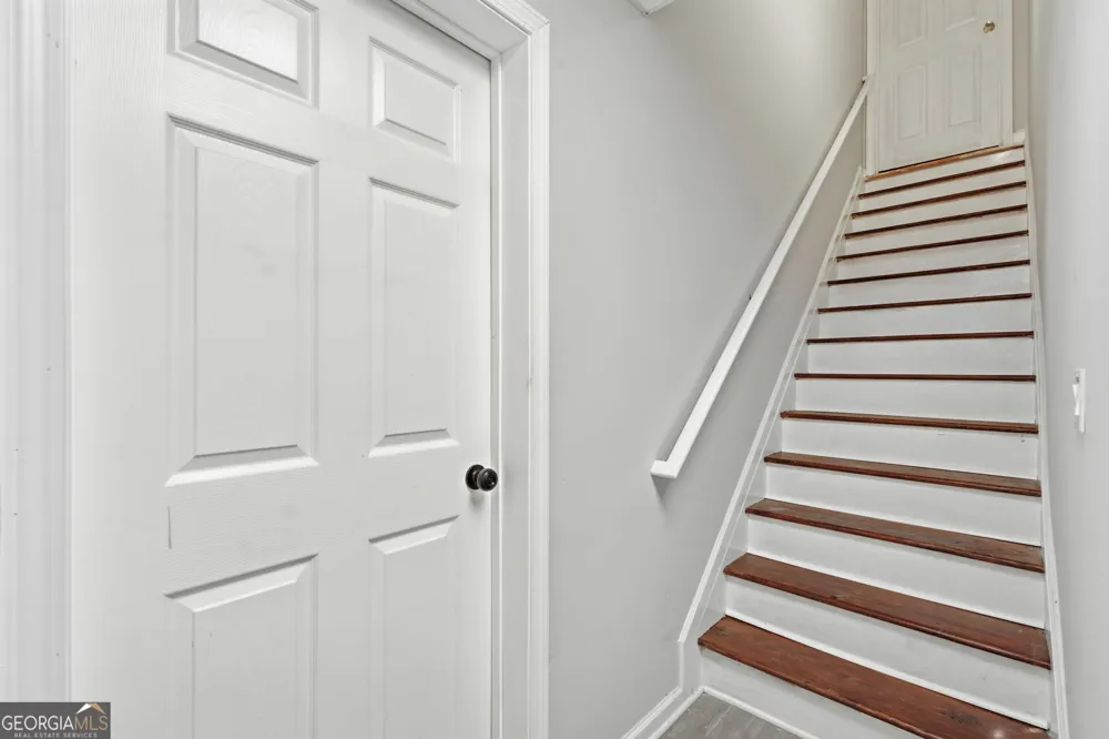 6870 Harbor Town WAY Stone Mountain, GA 30087