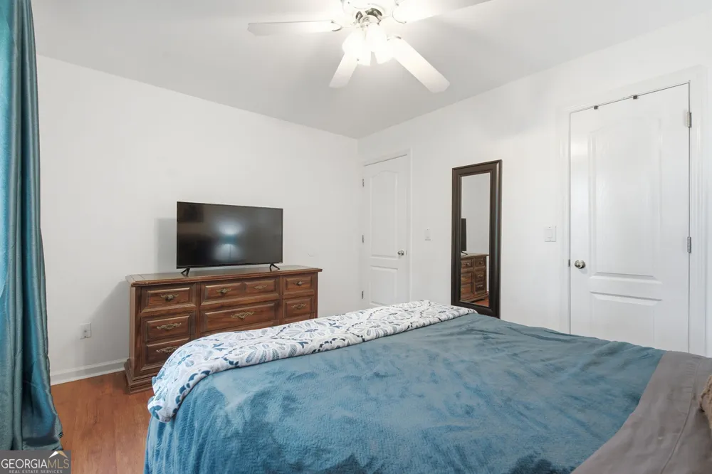 6870 Harbor Town WAY Stone Mountain, GA 30087