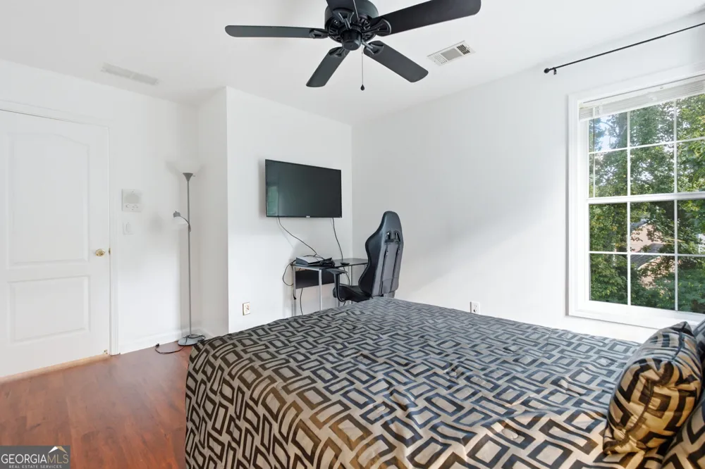6870 Harbor Town WAY Stone Mountain, GA 30087