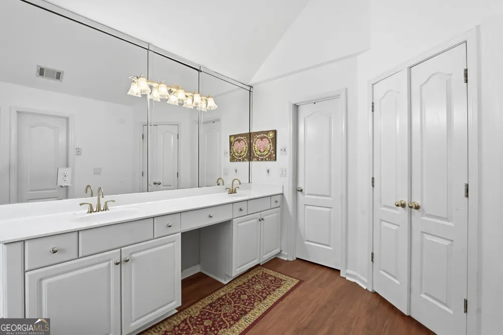 6870 Harbor Town WAY Stone Mountain, GA 30087
