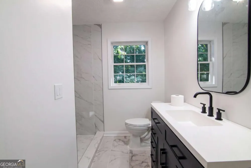 4877 Alpine DR SW Lilburn, GA 30047