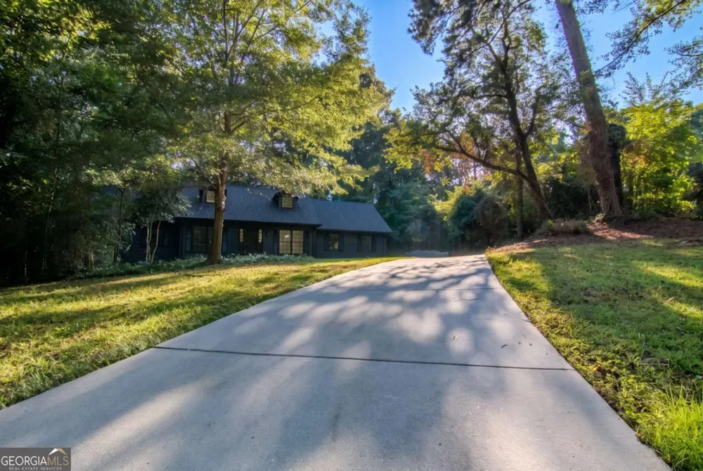 4877 Alpine DR SW Lilburn, GA 30047