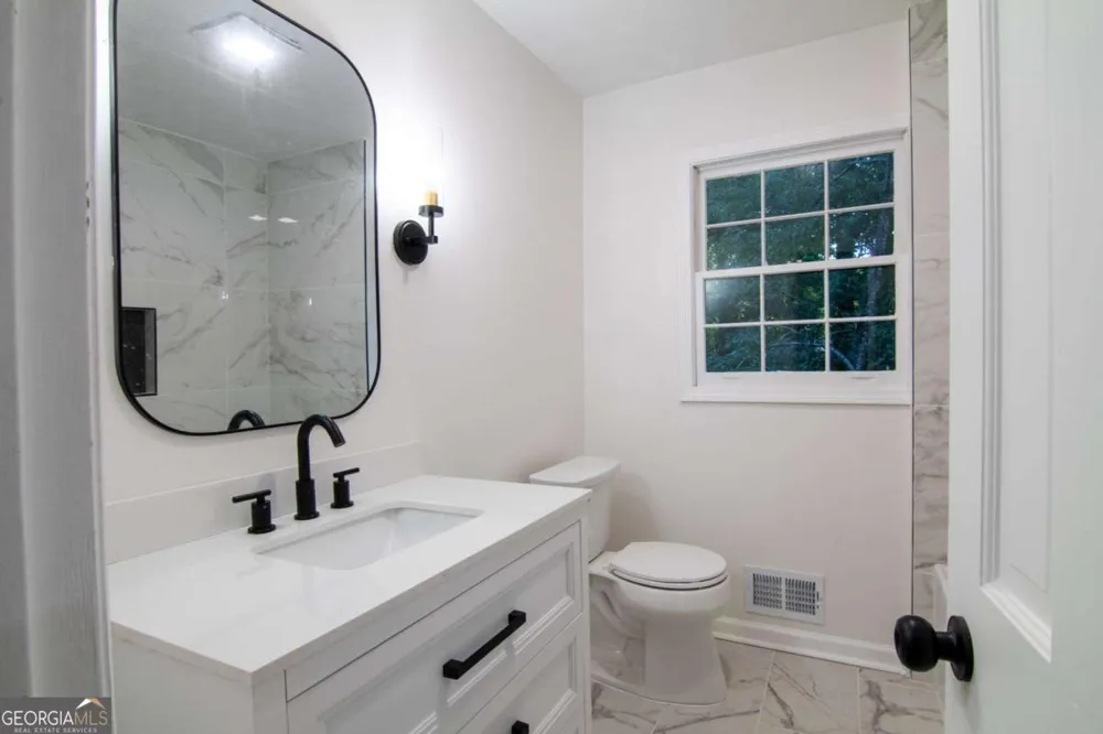 4877 Alpine DR SW Lilburn, GA 30047