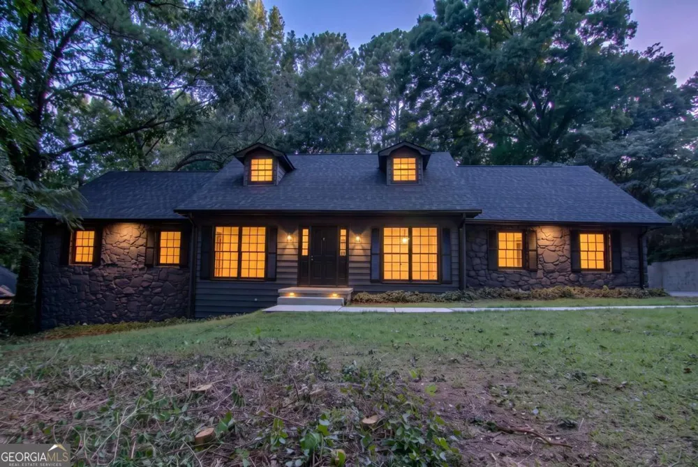 4877 Alpine DR SW Lilburn, GA 30047
