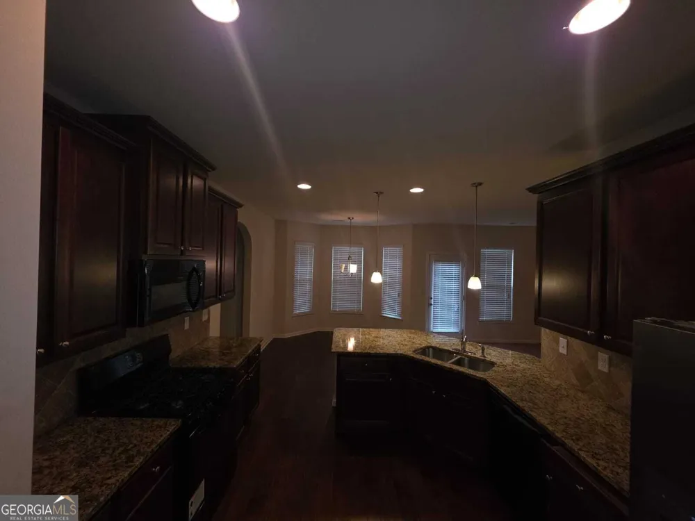 12180 Centerra DR Hampton, GA 30228