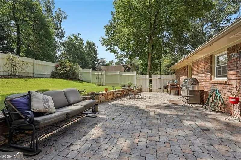 1025 Greenwood Acres DR Cumming, GA 30040