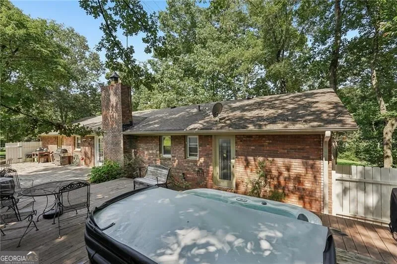 1025 Greenwood Acres DR Cumming, GA 30040