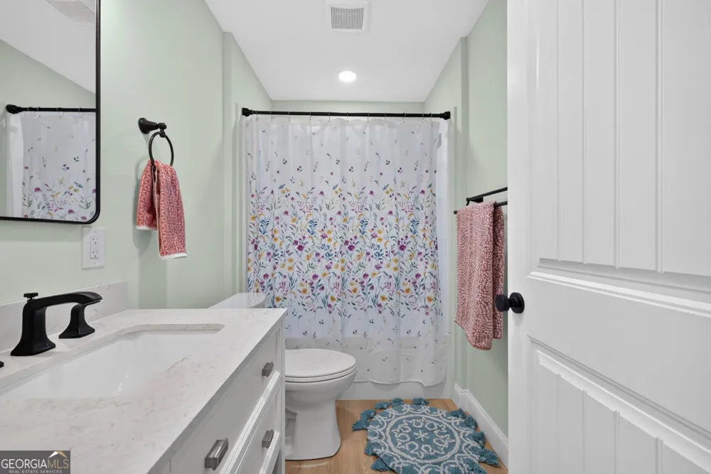 5370 Shadow Walk WAY Gainesville, GA 30507