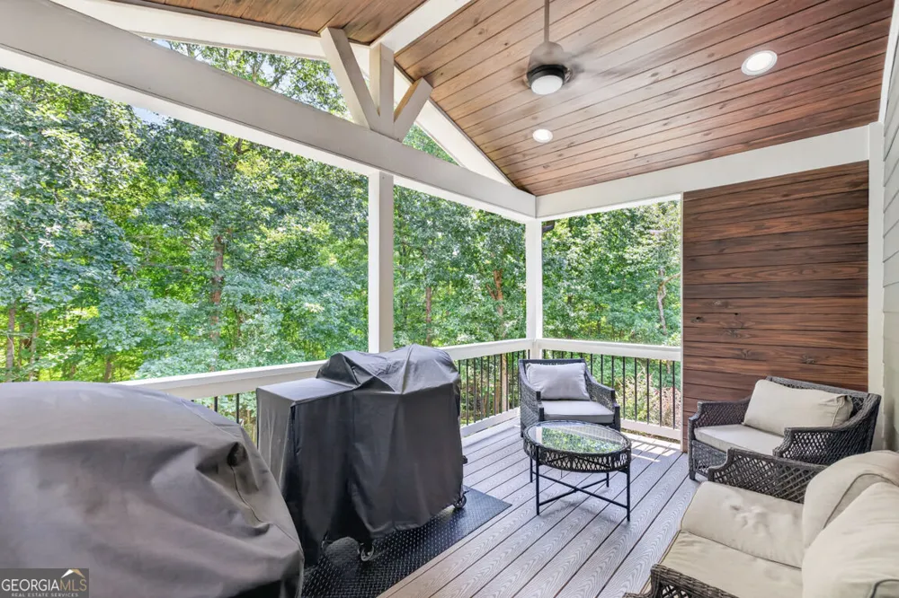 5370 Shadow Walk WAY Gainesville, GA 30507