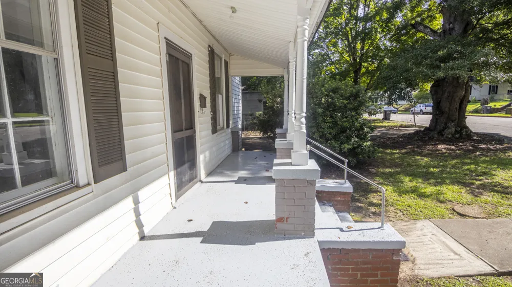 11 North ST Manchester, GA 31816