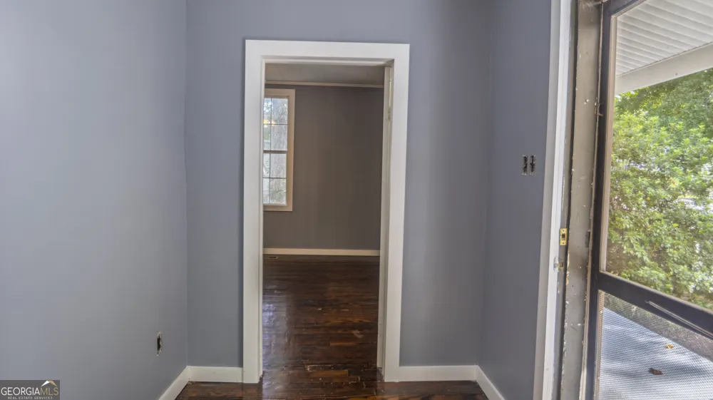 11 North ST Manchester, GA 31816