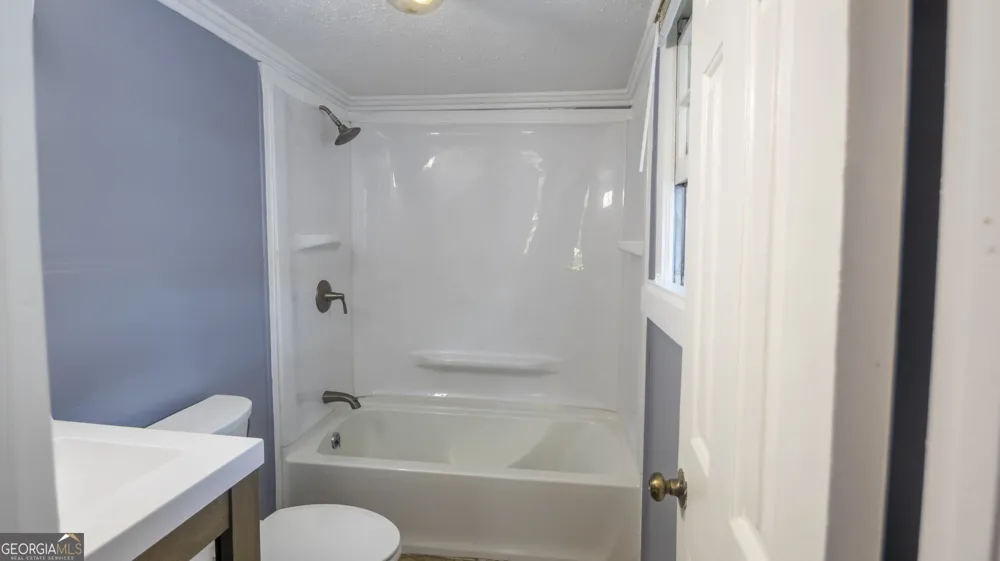 11 North ST Manchester, GA 31816